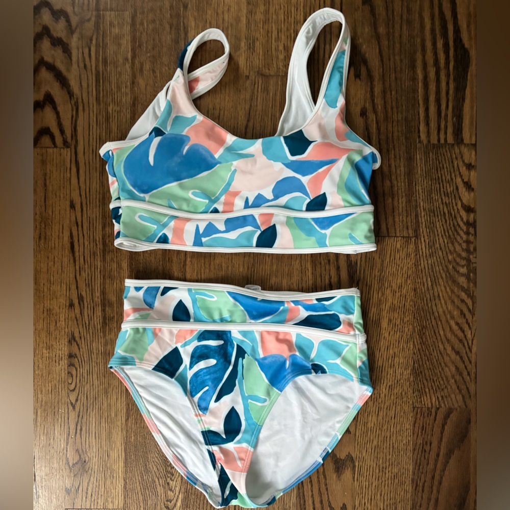 Old Navy Women's Bikini in Blue, Green, and Pink